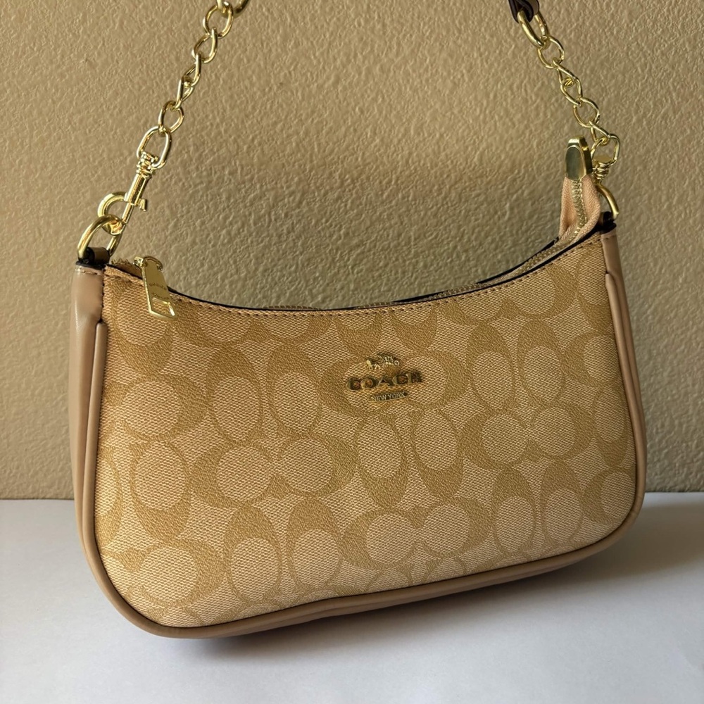 Coach Teri Shoulder Bag Beige